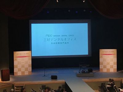 IMG_5887_R25.jpg