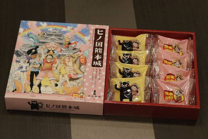 清正製菓 さんの ヒノ国熊本城 栗餡・桜餡